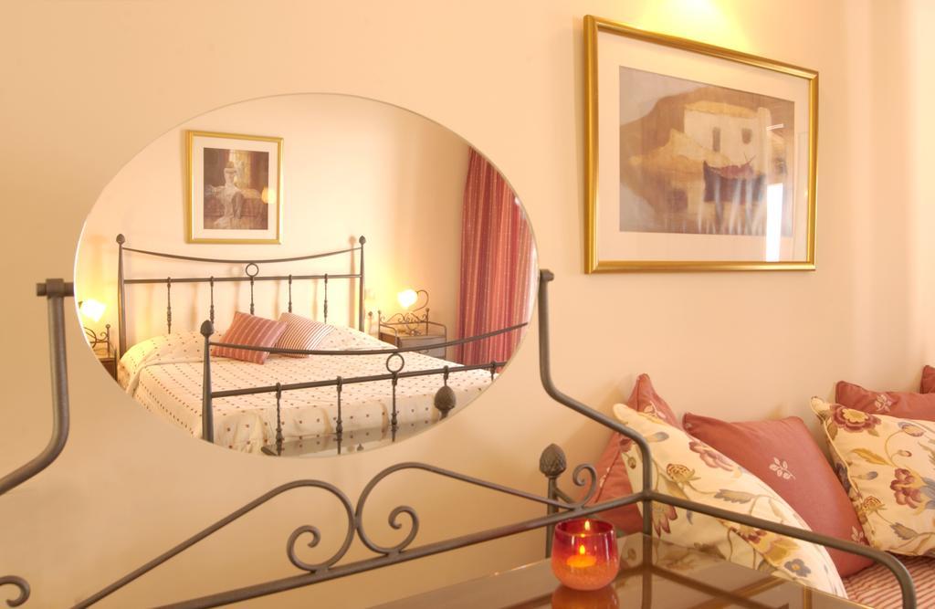 ホテルMarilena イプソス 部屋 写真